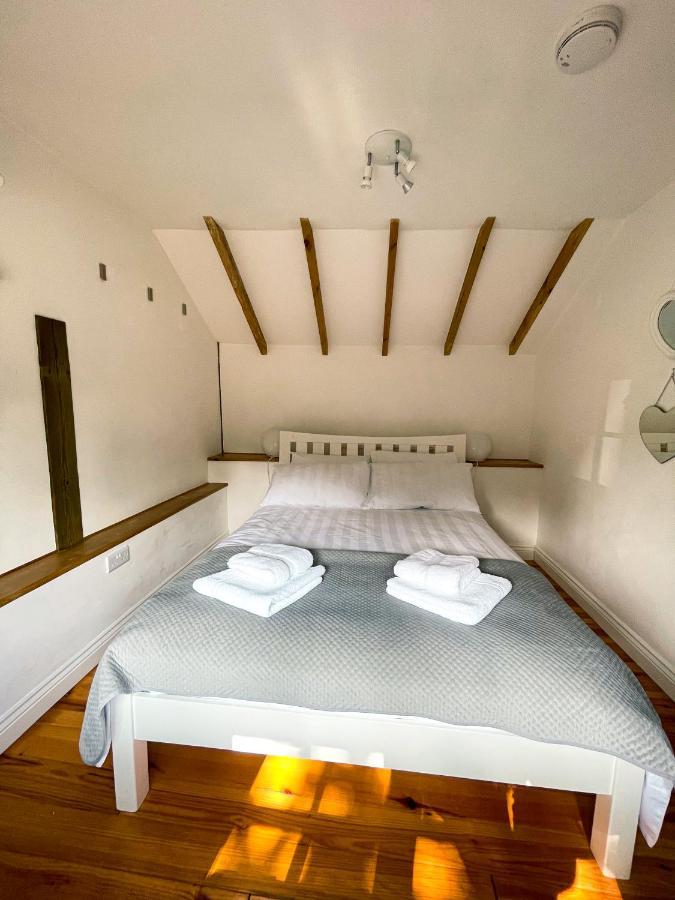 Holmdale Holiday Cottages ライ エクステリア 写真