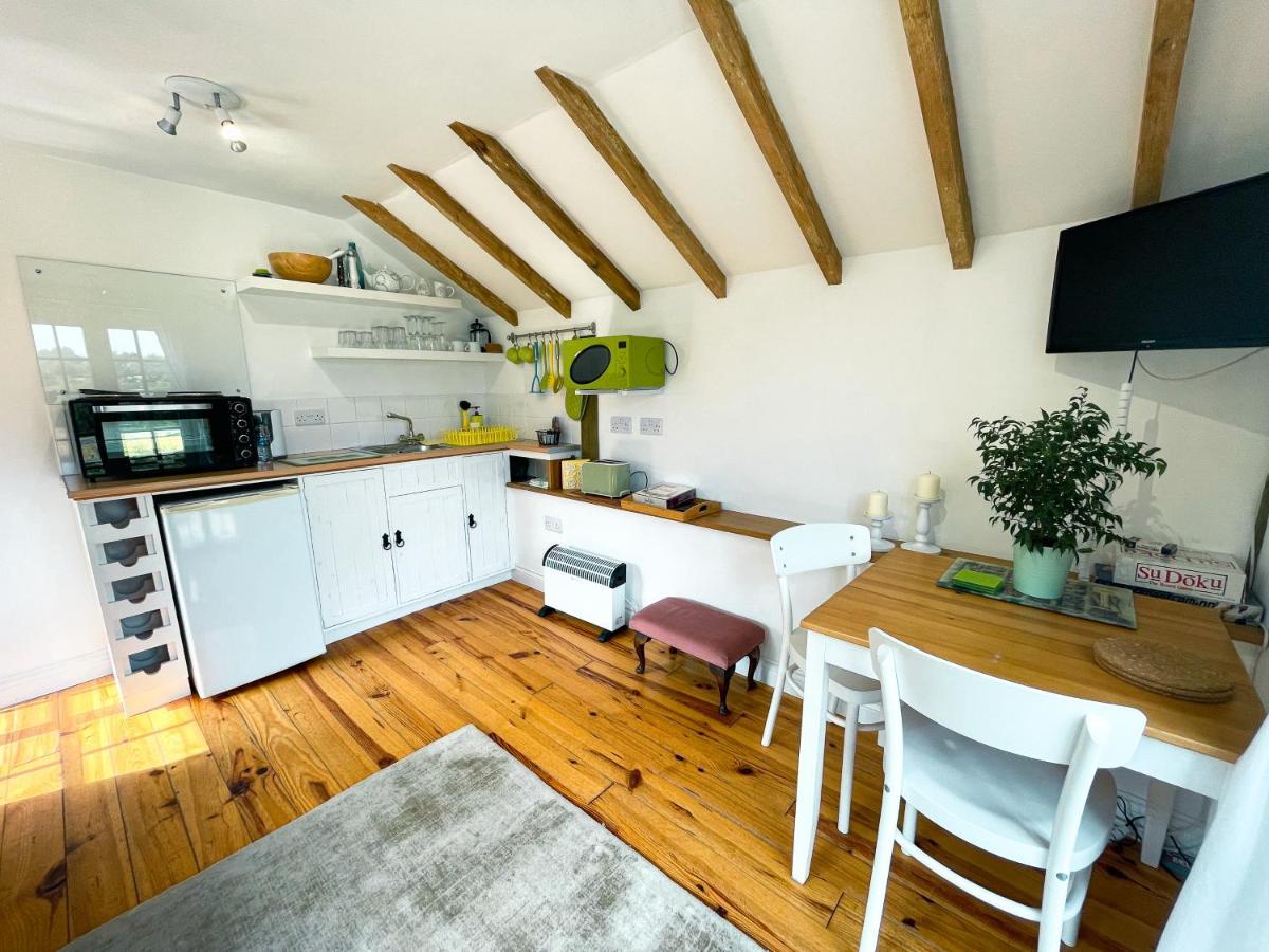 Holmdale Holiday Cottages ライ エクステリア 写真