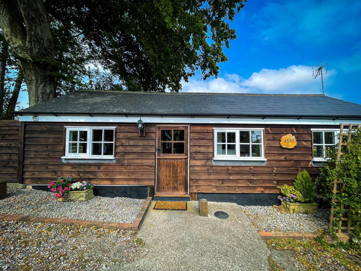 Holmdale Holiday Cottages ライ エクステリア 写真